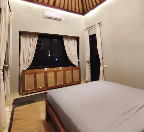 Prama House In Kedewatan